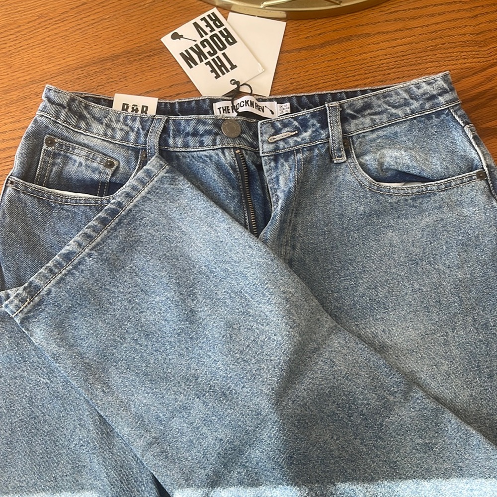 The Rockn Rev mom jeans from Nasty Gal
